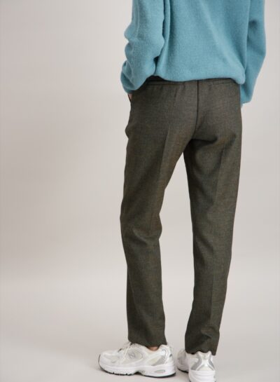 Donkergroene geklede broek