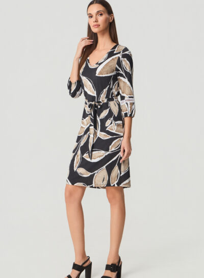 Kleedje met V-hals en 3/4 mouw batida