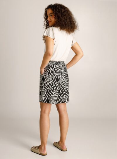 Short met grafische print
