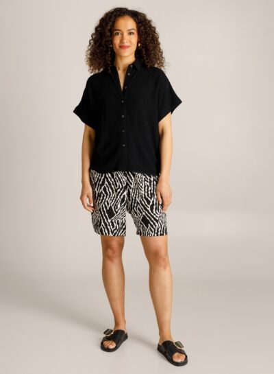 Short met grafische print