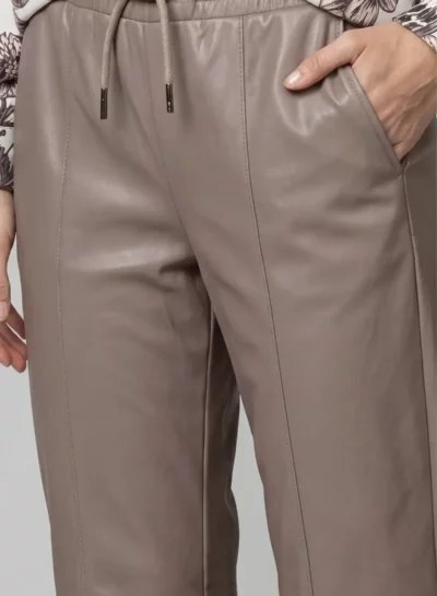 Straight leg-broek van imitatieleer