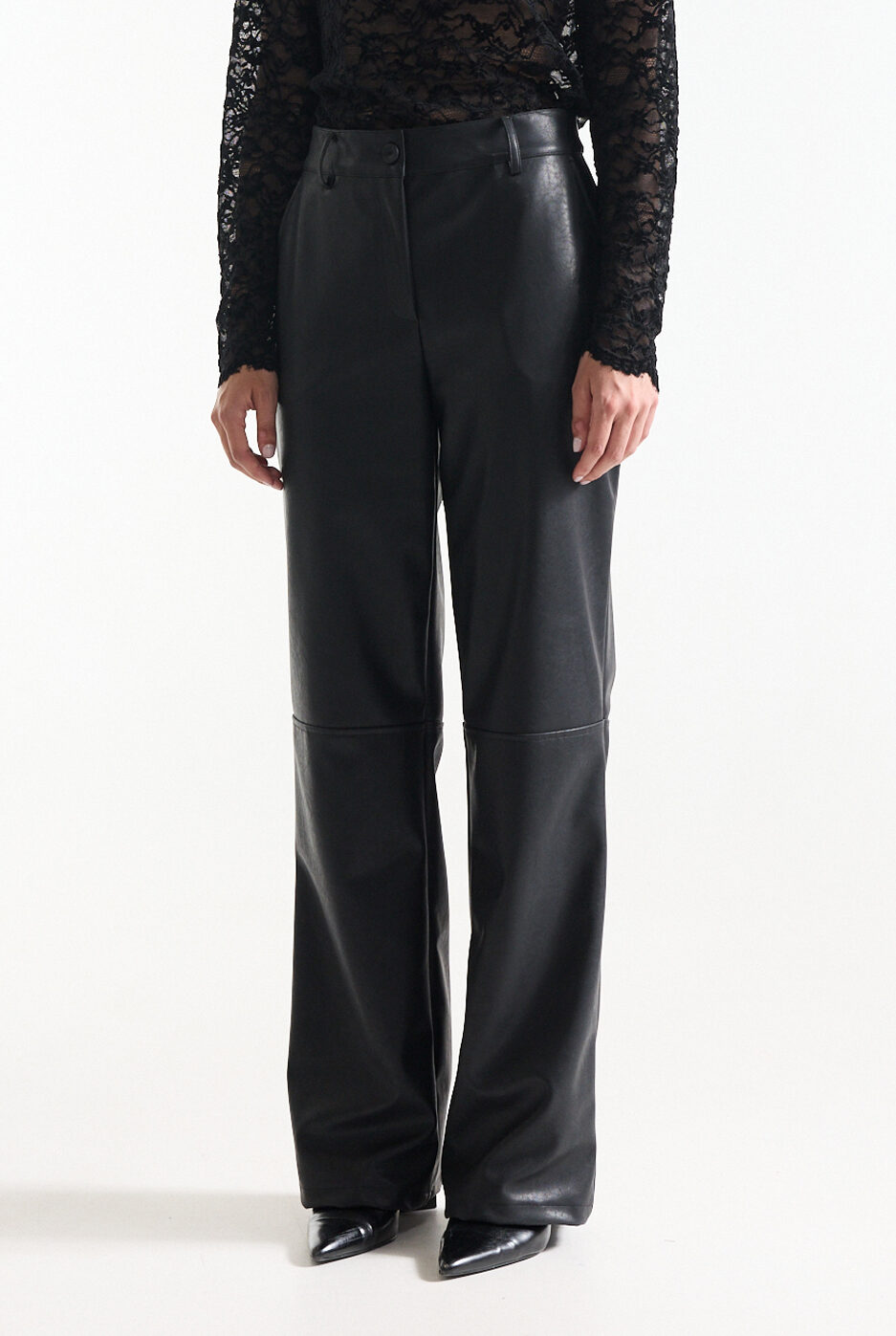 Zwarte leatherlook broek jansen amsterdam