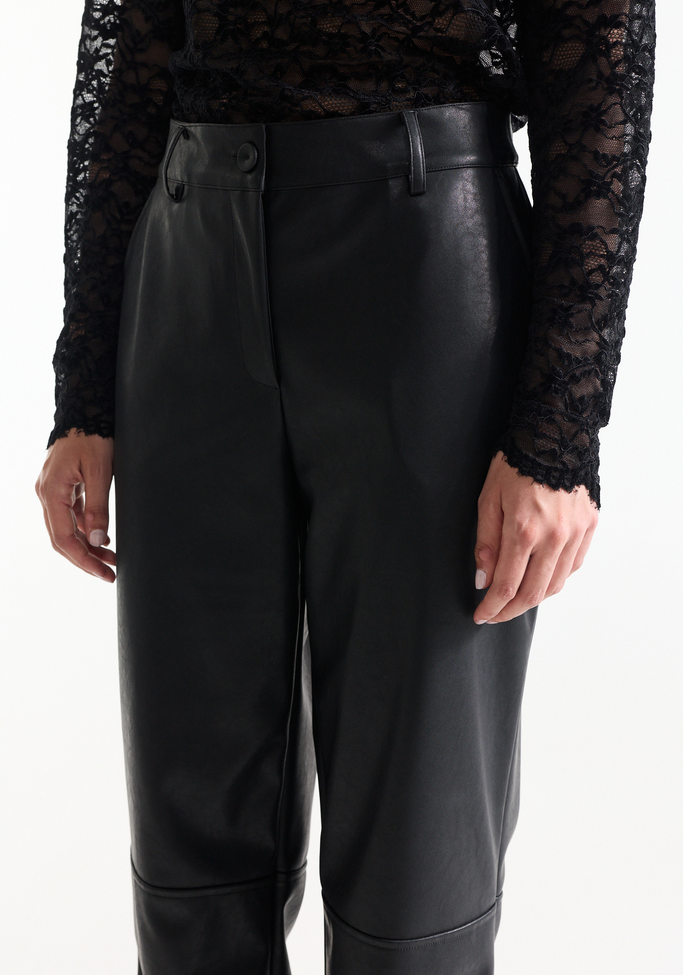 Zwarte leatherlook broek - Afbeelding 2