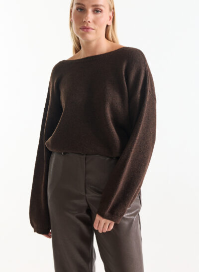 Bruine trui met open rug en strikdetail