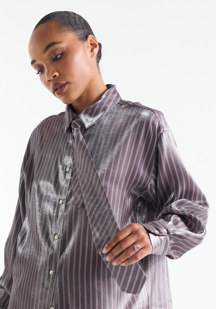 Paarse blouse met glanzende finish - Afbeelding 3