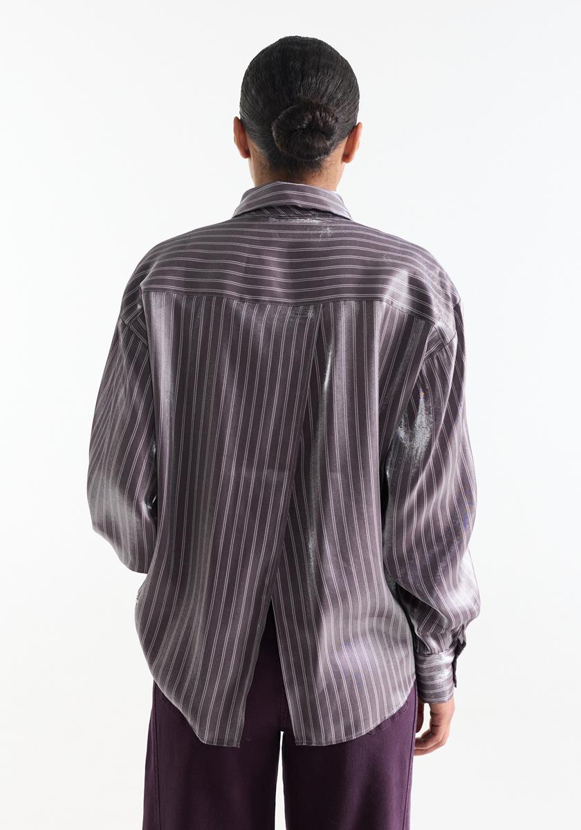 Paarse blouse met glanzende finish - Afbeelding 2